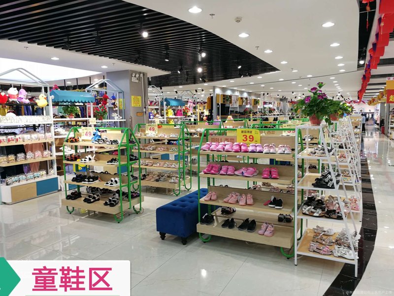 百货商行在长沙天心区的发展与前景